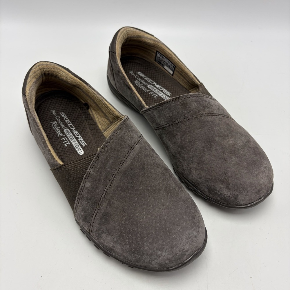 Skechers Loafers Womens 6.5 Relaxed Fit Breathe Easy Brown Suede